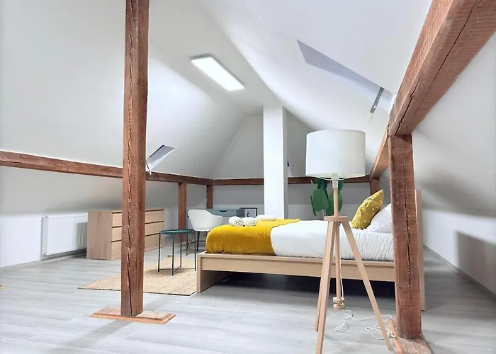 Beautiful House With Garden, Game, Gym, Terrace&parking 公寓 *