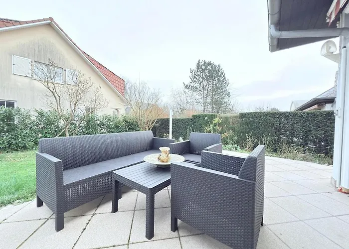 Beautiful House With Garden, Game, Gym, Terrace&parking 公寓 施特拉森