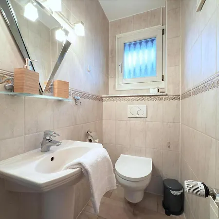 Beautiful House With Garden, Game, Gym, Terrace&parking *